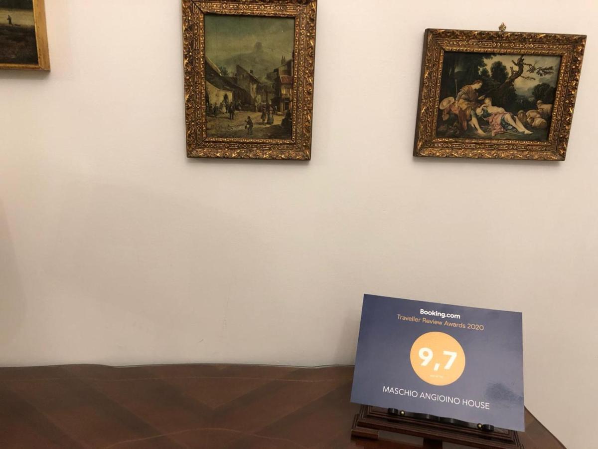 Centro Storico Maschio Angioino House Lägenhet Neapel Exteriör bild