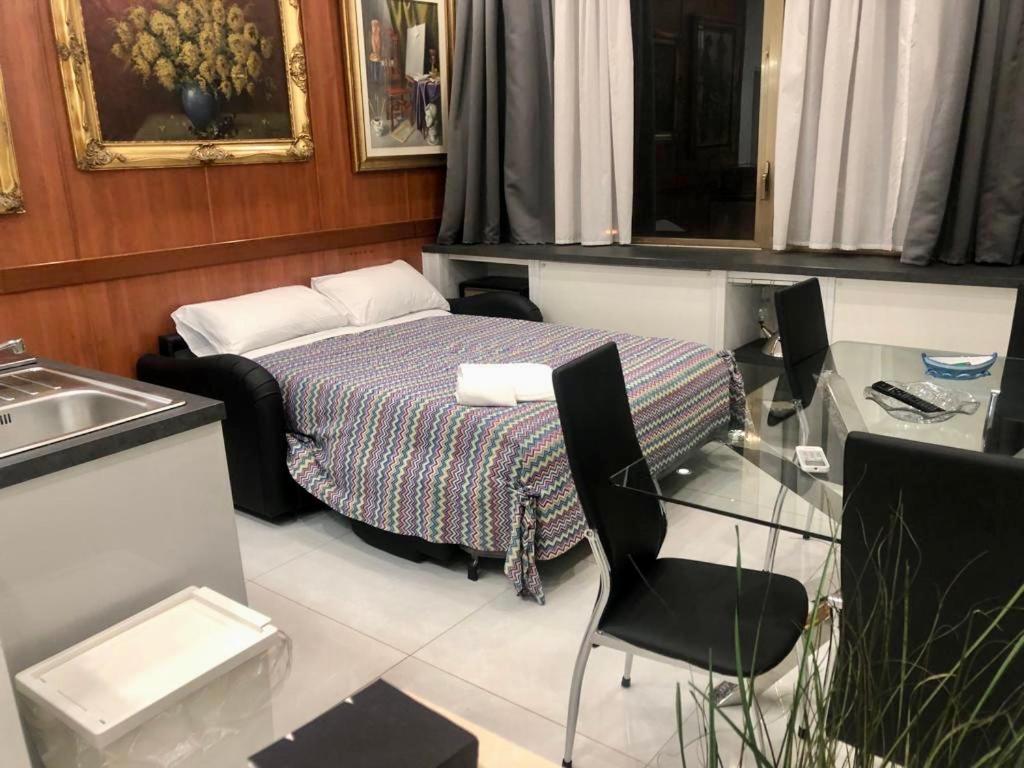 Centro Storico Maschio Angioino House Lägenhet Neapel Exteriör bild