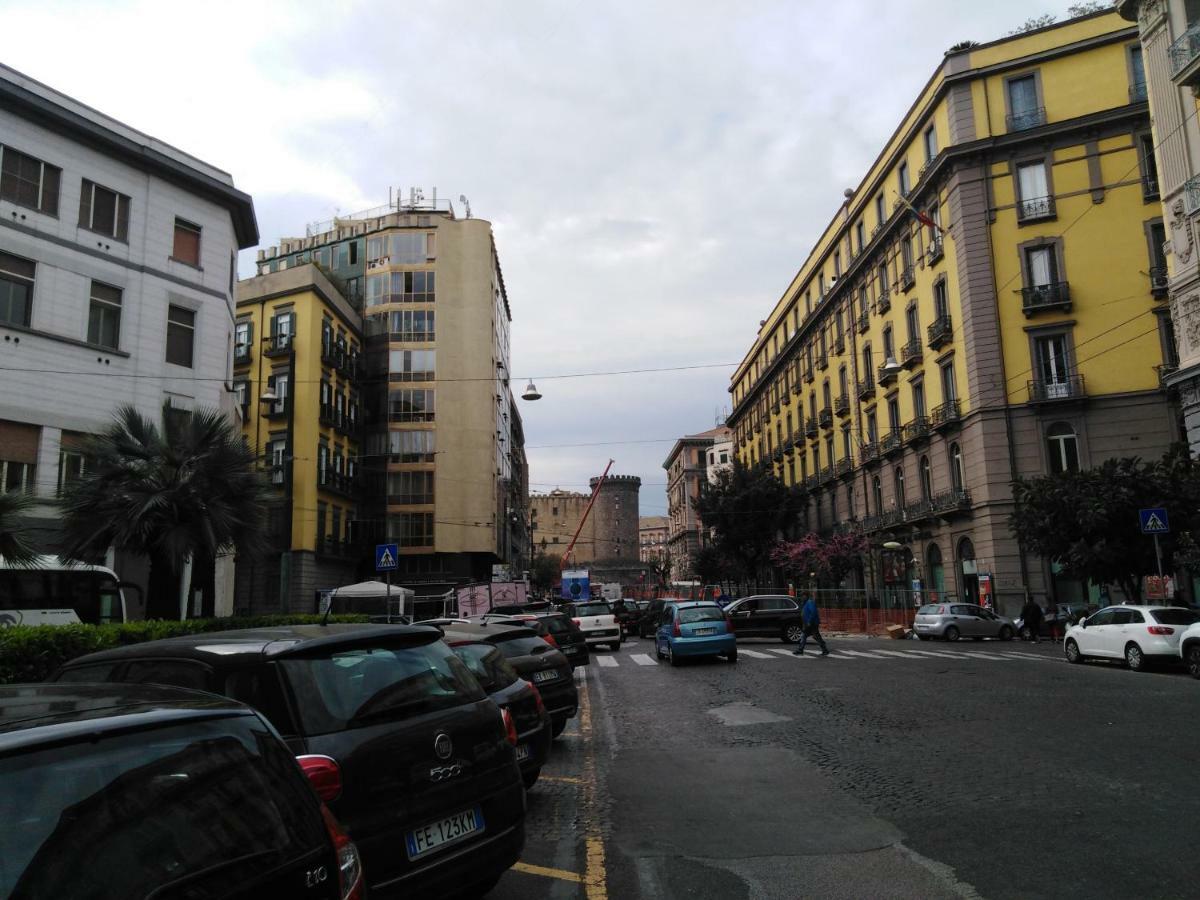 Centro Storico Maschio Angioino House Lägenhet Neapel Exteriör bild